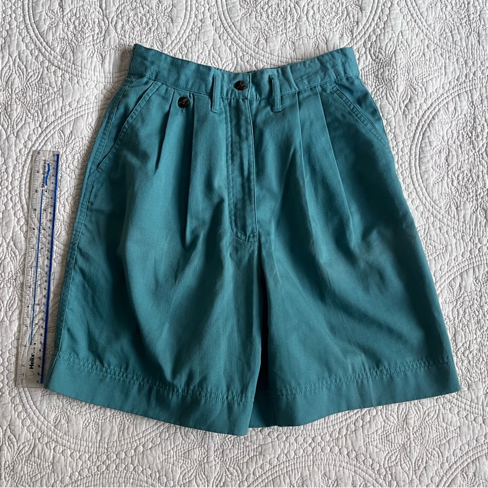 Vintage Highwaisted Shorts